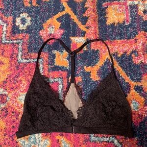Front Clasp Victoria’s Secret Bralette!